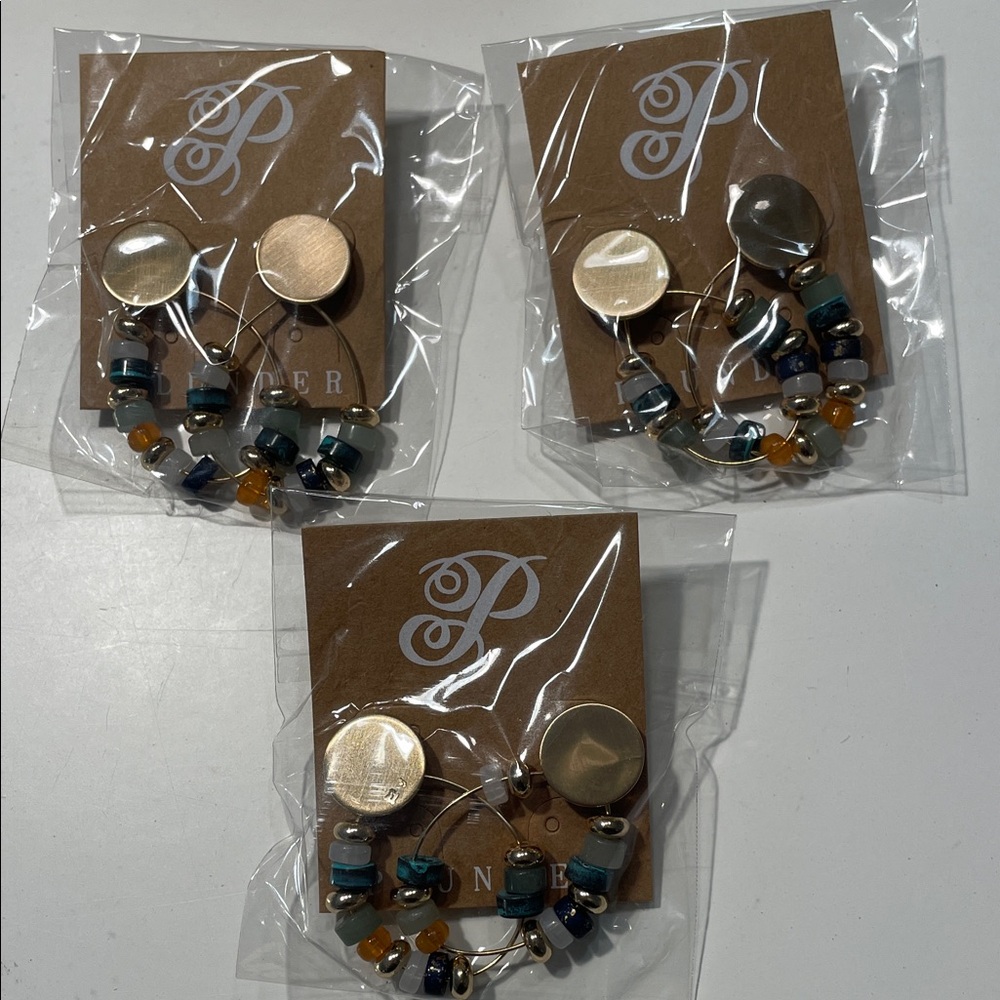 3 Plunder Gold and Multicolor Beaded Earrings NEW in packaging - Picture 4 of 4